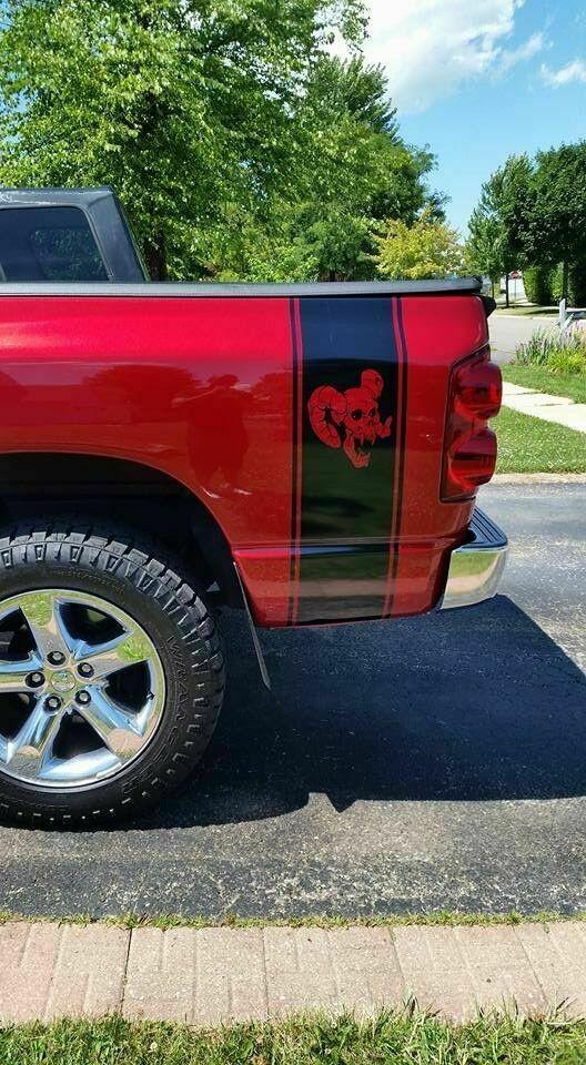 Bed stripes Stripe for Dodge Hemi turbo Ram skull  graphics horn