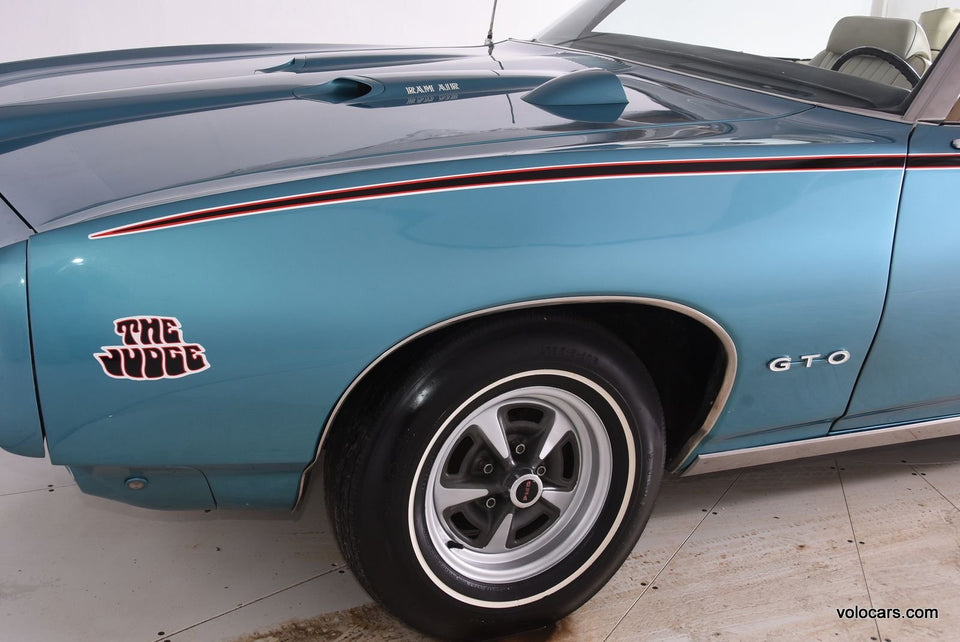 Stripes decals For 1969 Pontiac GTO THE JUDGE GTO/Firebird Carousel Red stickers